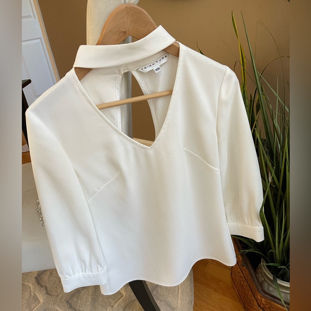 Trina Turk Cream Blouse with V-Neck